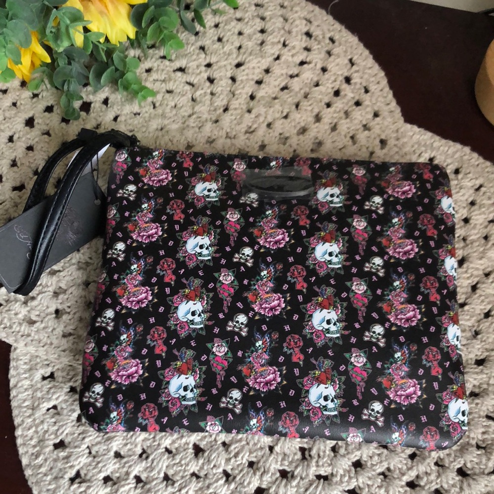 Ed Hardy Wrislet Wallet